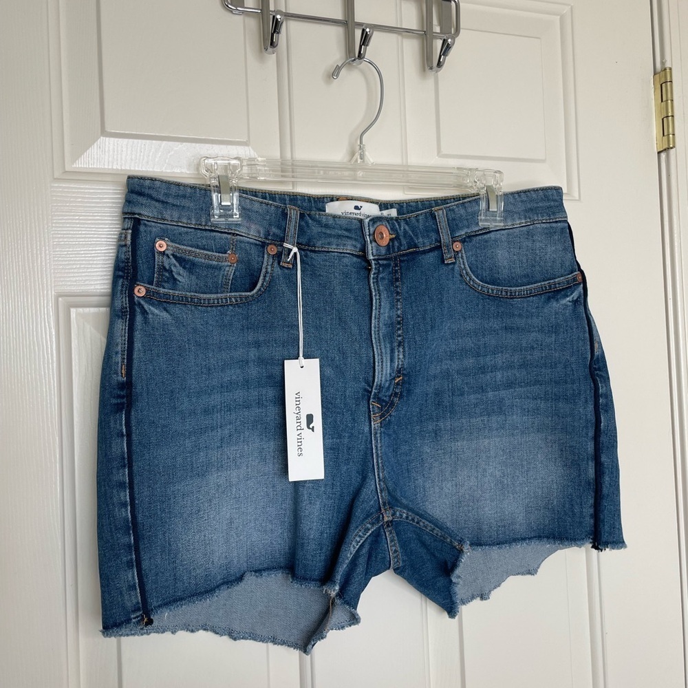 Vineyard Vines Jamie Seam Piping Denim Shorts Size 31 NWT Raw Hem High Rise - Picture 2 of 10